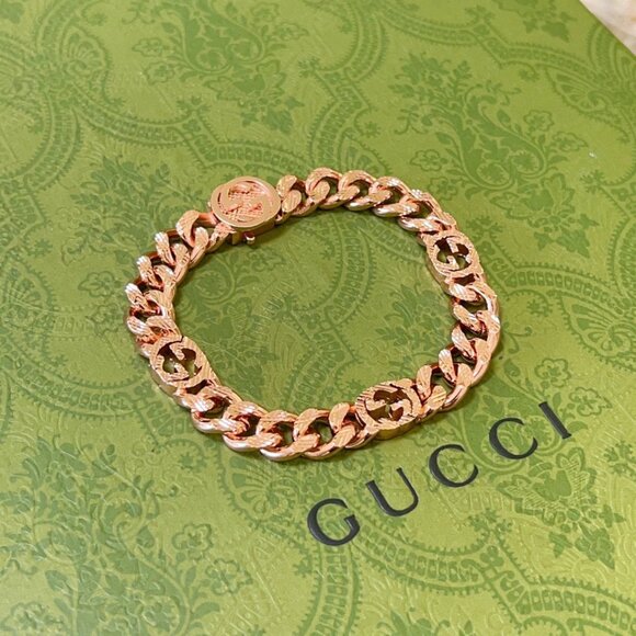 ✨✨✨Excellent Used Condition Gucci bracelet - Picture 2 of 9